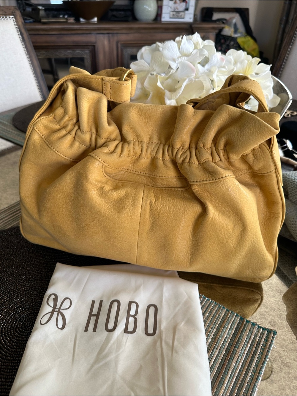 HOBO Mustard Yellow Gathered Shoulder Bag - Picture 4 of 16